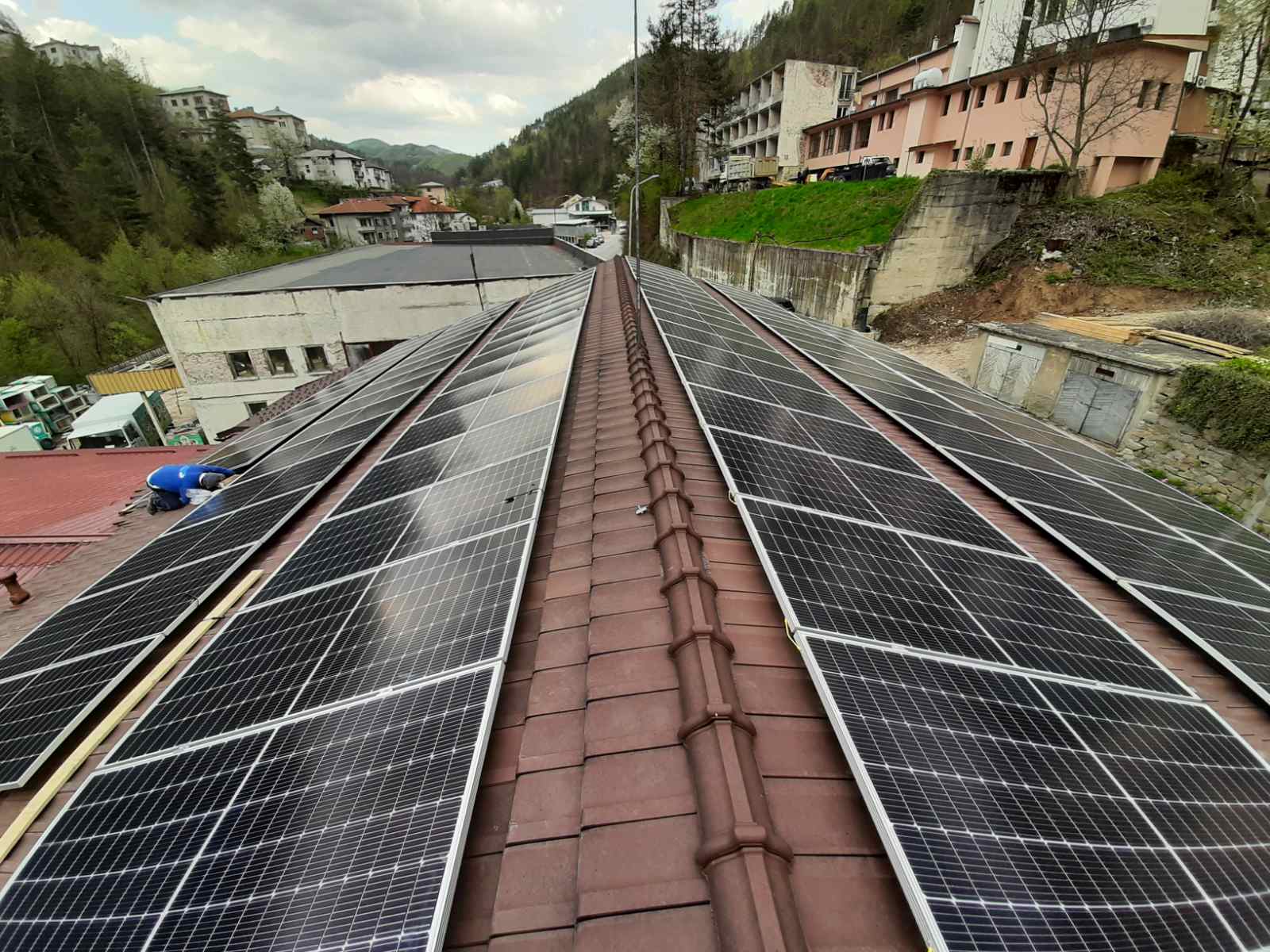 Фури Комерс - Мадан - Image 1